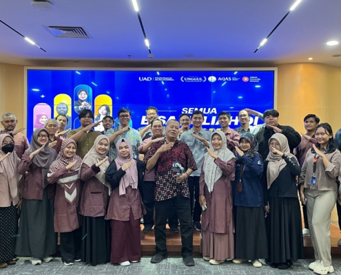 Kegiatan Pelatihan Pengelolaan Website FKIP UAD diikuti tim media Pendidikan Matematika