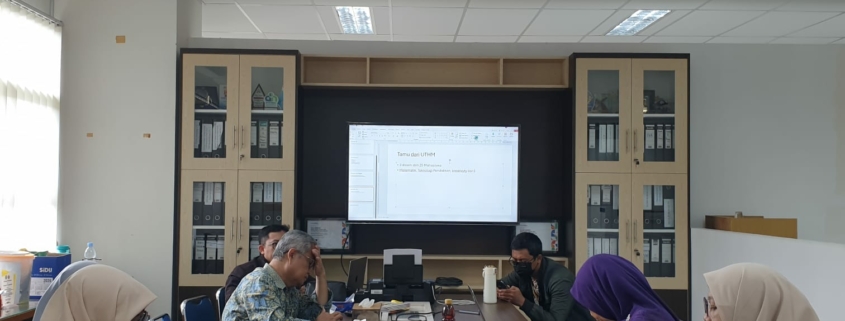 Rapat rutin dosen Program Studi Pendidikan Matematika UAD