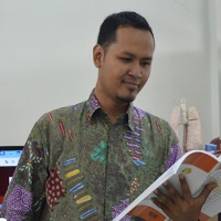 Syariful Fahmi S.Pd.I., M.Pd.