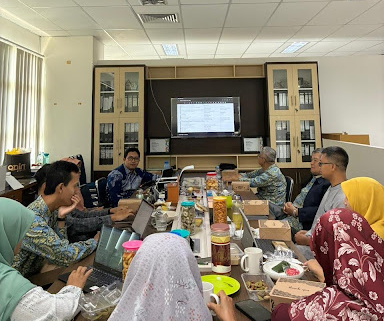 Workshop Kurikulum dan Portofolio Pendidikan Matematika UAD
