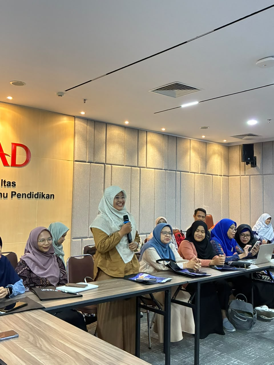 Sharing Session Temu Alumni Pendidikan Matematika UAD