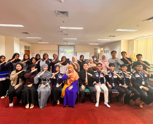 Pelatihan Penulisan Esai Berbasis Keadilan Gender HMPS Pendidikan Matematika UAD